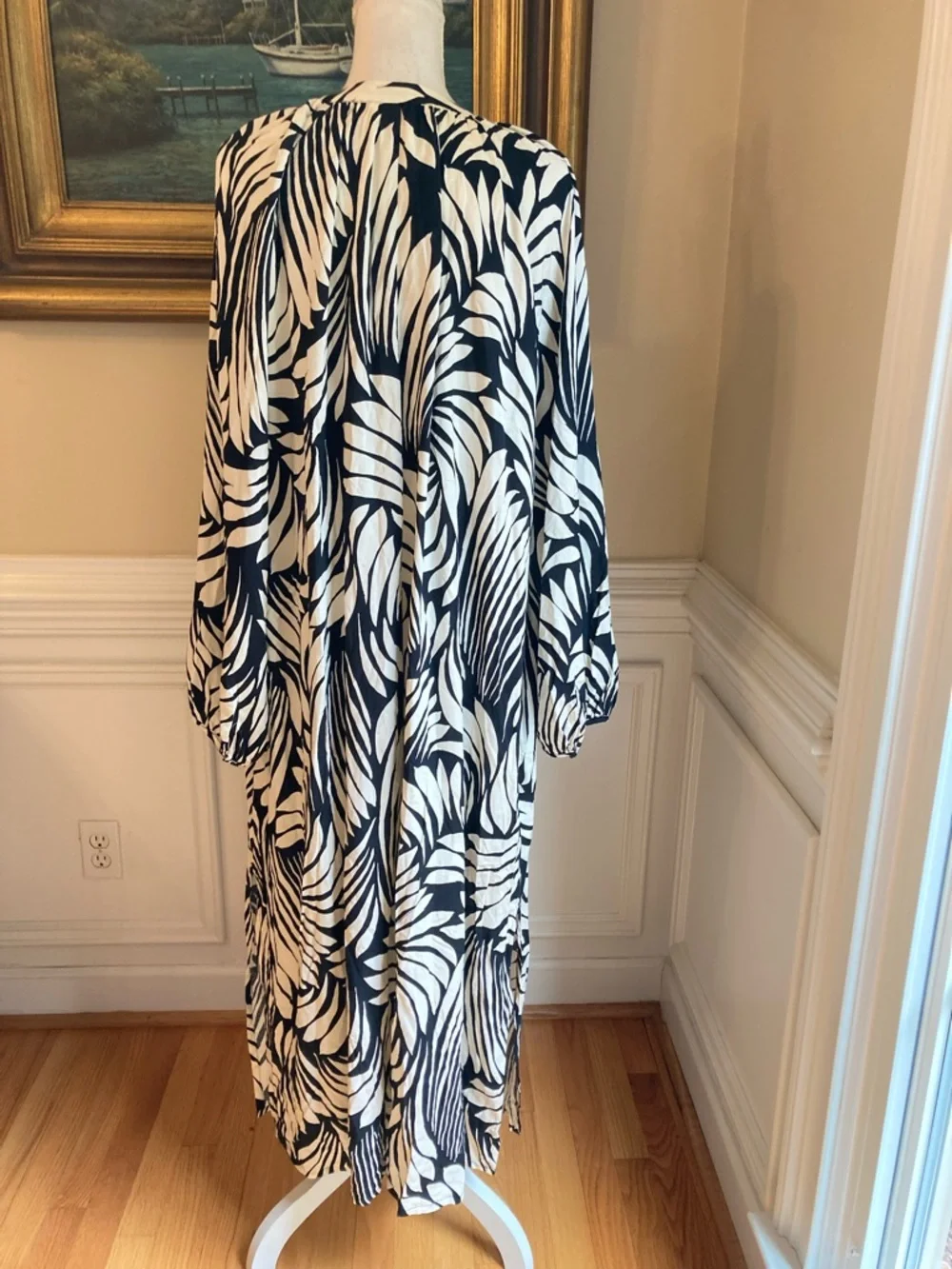 H&M Black Leaf Print Viscose Kaftan Dress NWT - Picture 6 of 9
